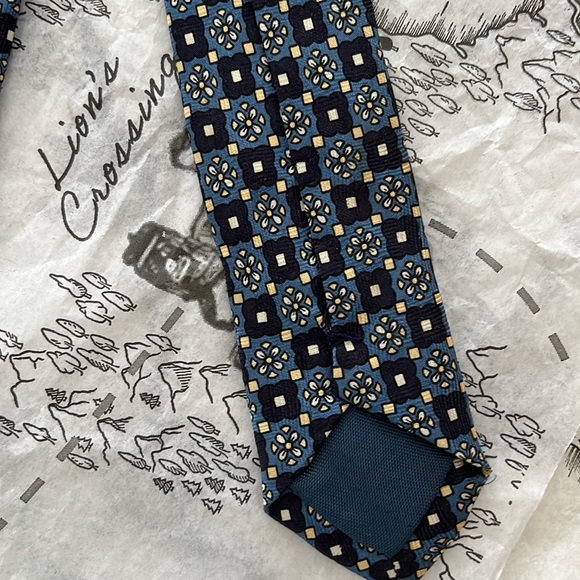 Gucci Tie - Picture 3 of 8